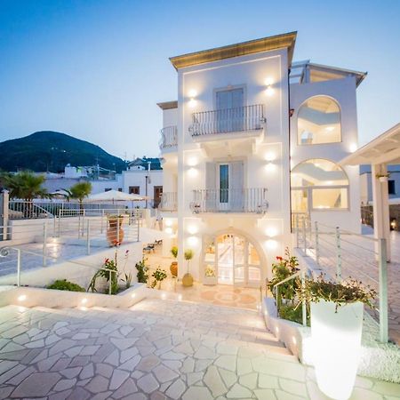 Odysseus Hotel ลีปารี ภายนอก รูปภาพ
