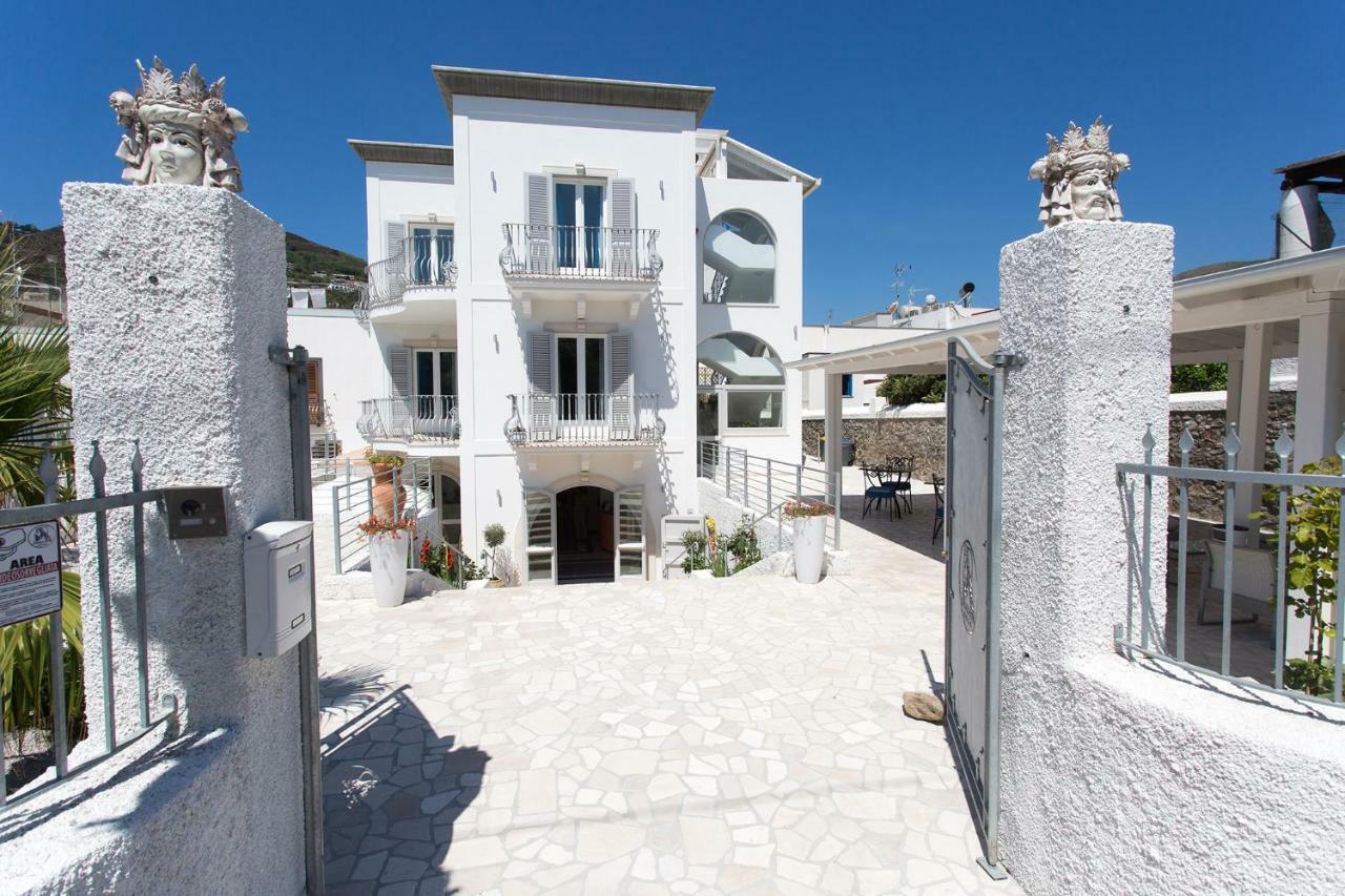 Odysseus Hotel ลีปารี ภายนอก รูปภาพ