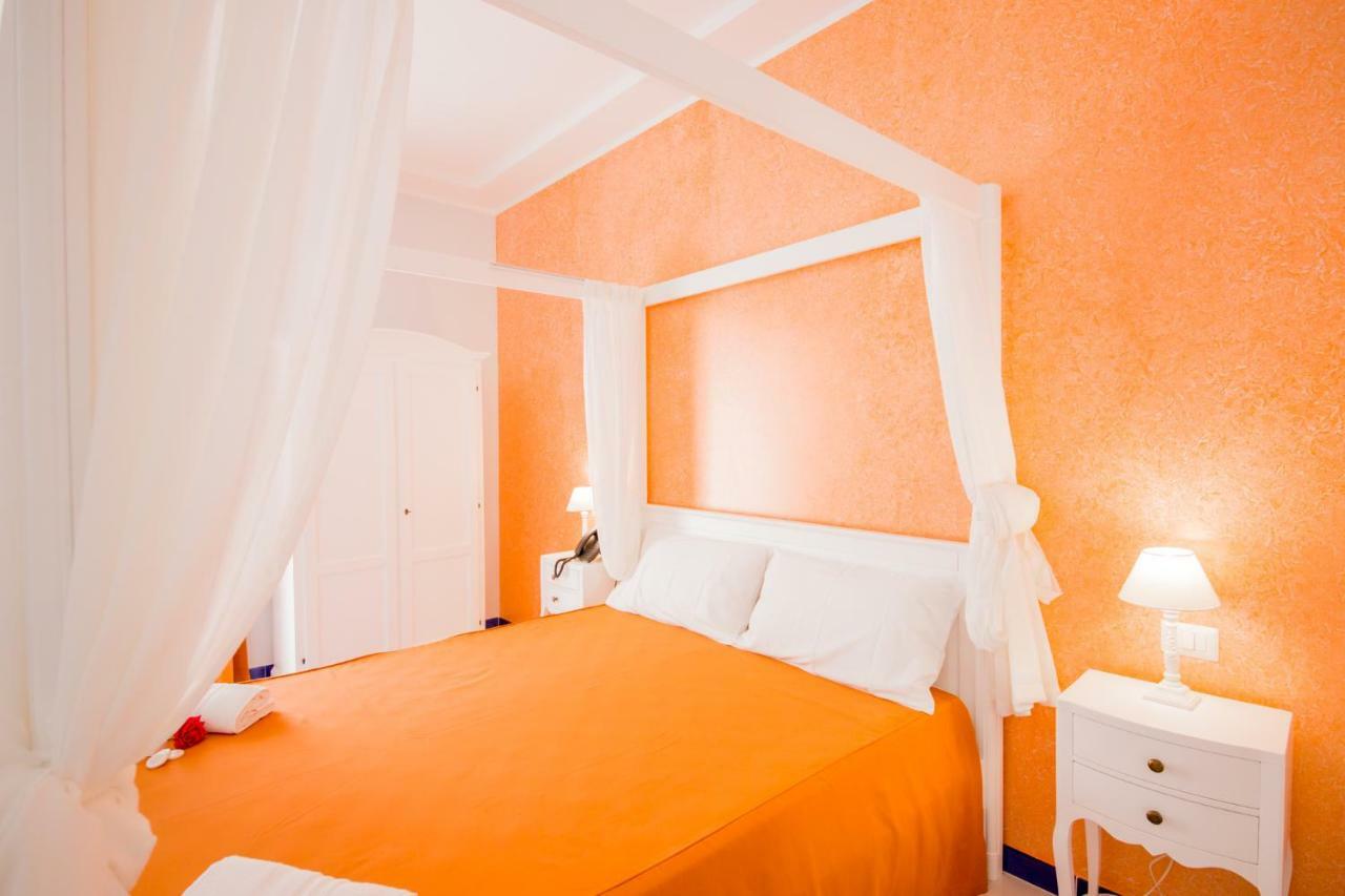 Odysseus Hotel ลีปารี ภายนอก รูปภาพ
